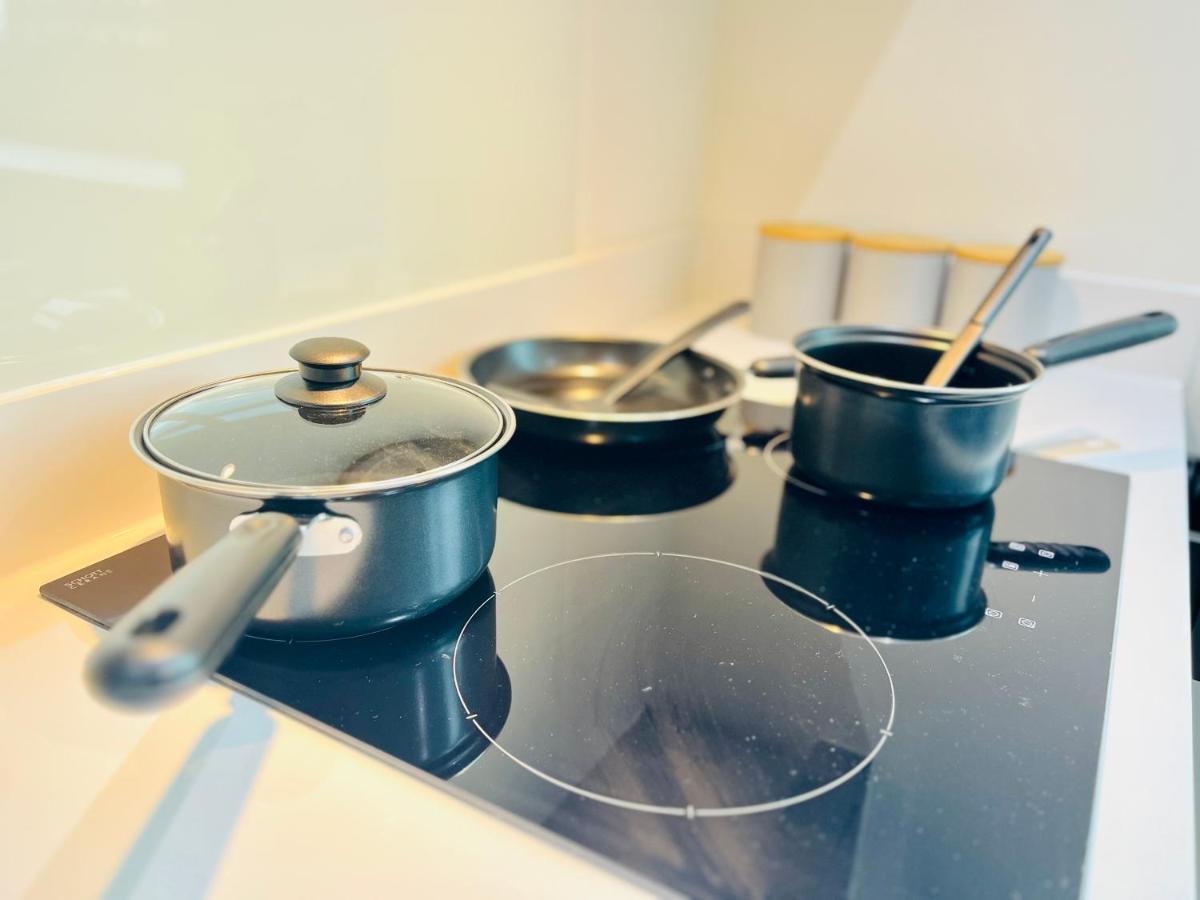 Stylish Studio Apartment Near To Old Trafford Stadium Manchester Exteriör bild