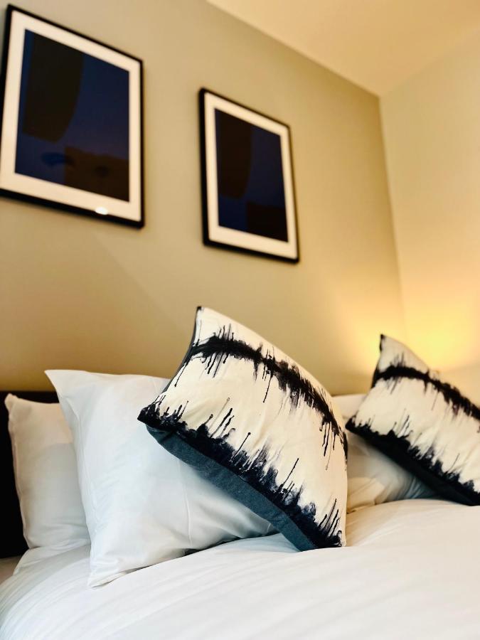 Stylish Studio Apartment Near To Old Trafford Stadium Manchester Exteriör bild