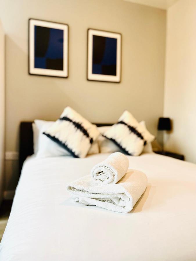 Stylish Studio Apartment Near To Old Trafford Stadium Manchester Exteriör bild